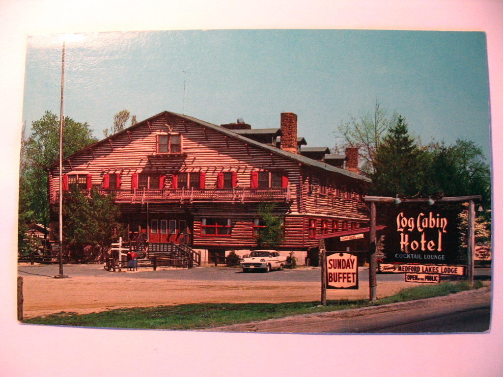 Medford Lakes The Log Cabin Hotel and Restaurant 1964 Medford